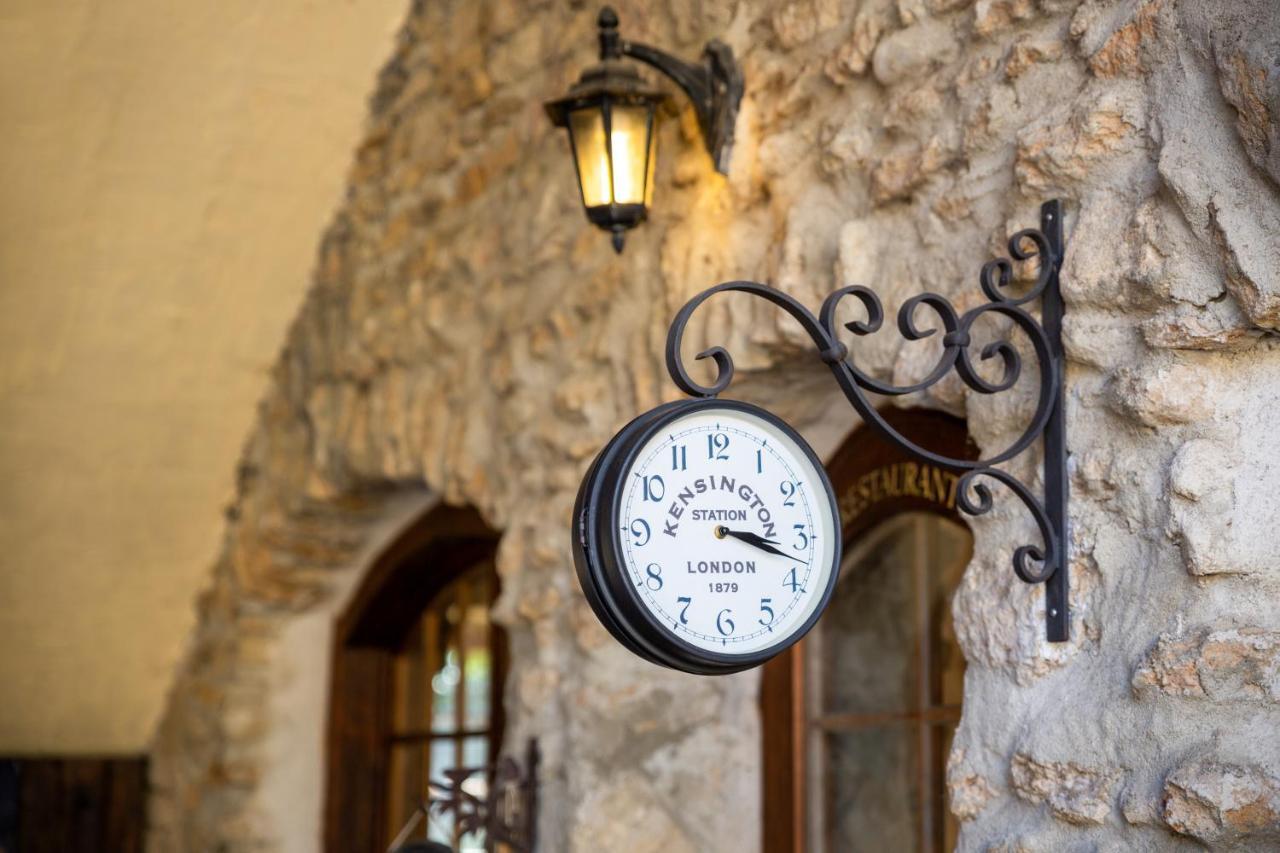Auberge La Plaine Chabrillan Εξωτερικό φωτογραφία